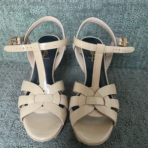 YSL yves saint Laurent platform sandals nude patent size 36.